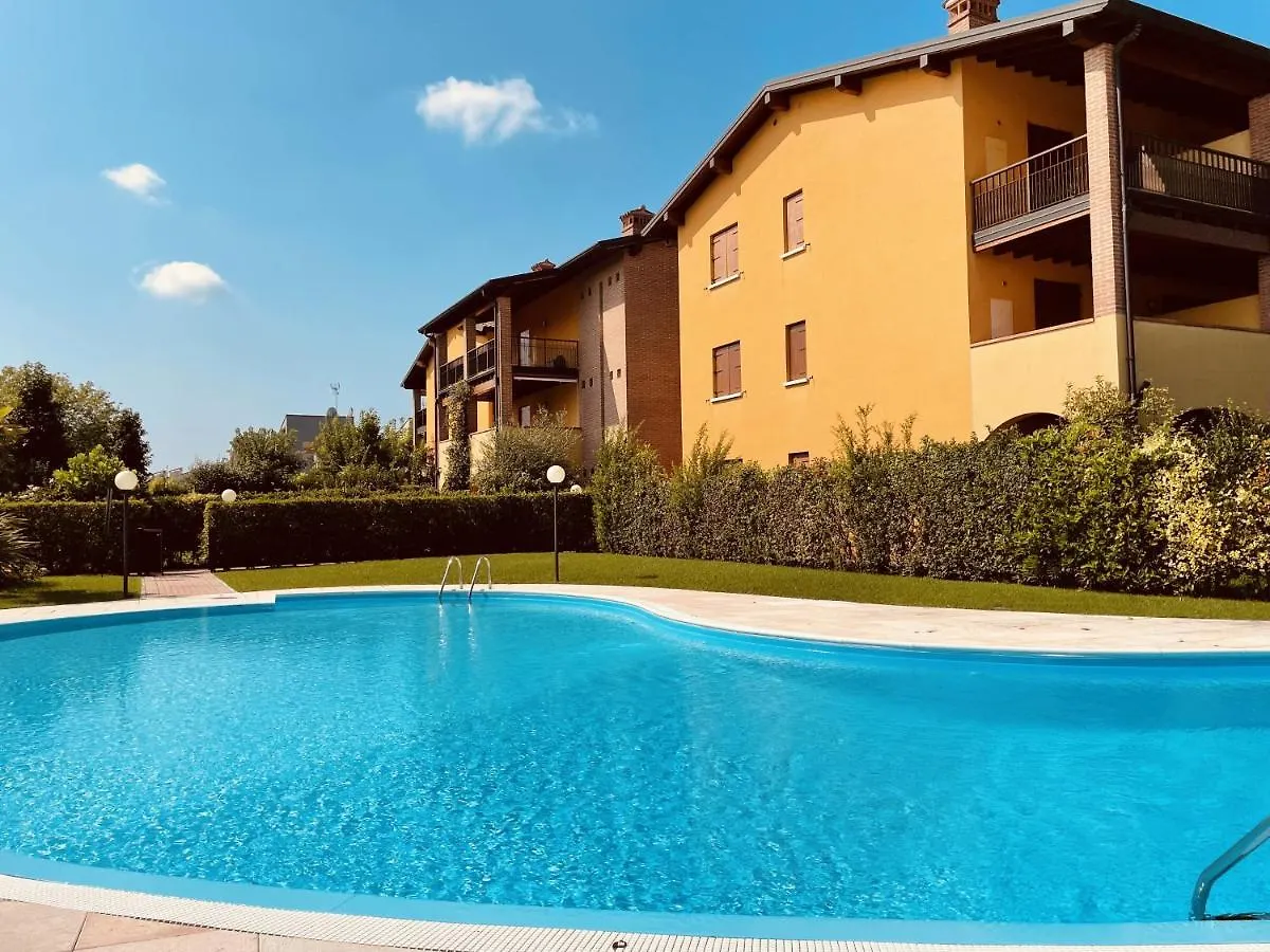 Residence Canaletto Сирмионе 0*,